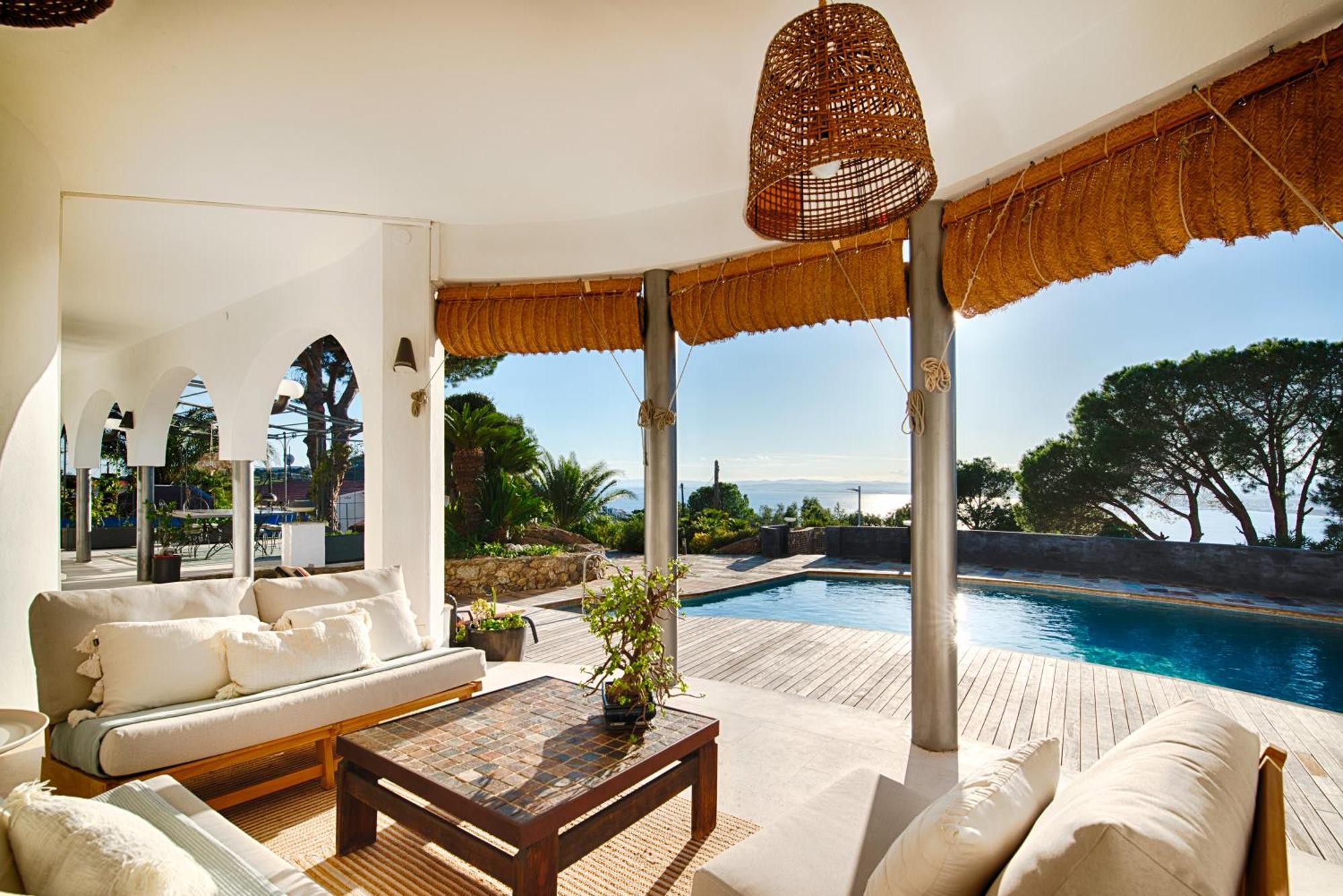 Casa De L'Albada Bed & Breakfast Roses Exterior photo
